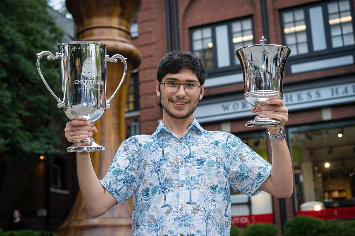 Les grands tournois d'échecs en 2023 : où et quand suivre les meilleurs joueurs du monde ? 5 Firouzja vainqueur de la Sinquefeld cup en 2022, qui pour l'édition 2023 ?